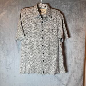 Vintage Silk Circa 1969 Mens L Black White Houndstooth Short Sleeve Silk Shirt